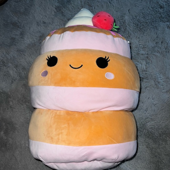 Squishmallow - Picture 1 of 3